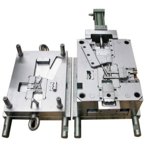Plastic medical part injection mold